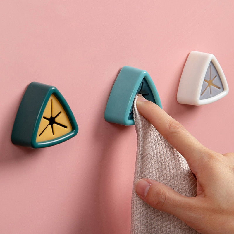 2 Pcs Punch Free Towel Plug Holder Bathroom Organizer Rack Towels Storage Wash Cloth Clip Bathroom Kitchen Accessories Tool